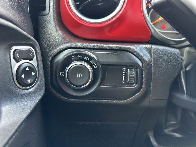 Certified 2023 Jeep Wrangler Unlimited Rubicon w/ Xtreme 35 Tire Package image 28