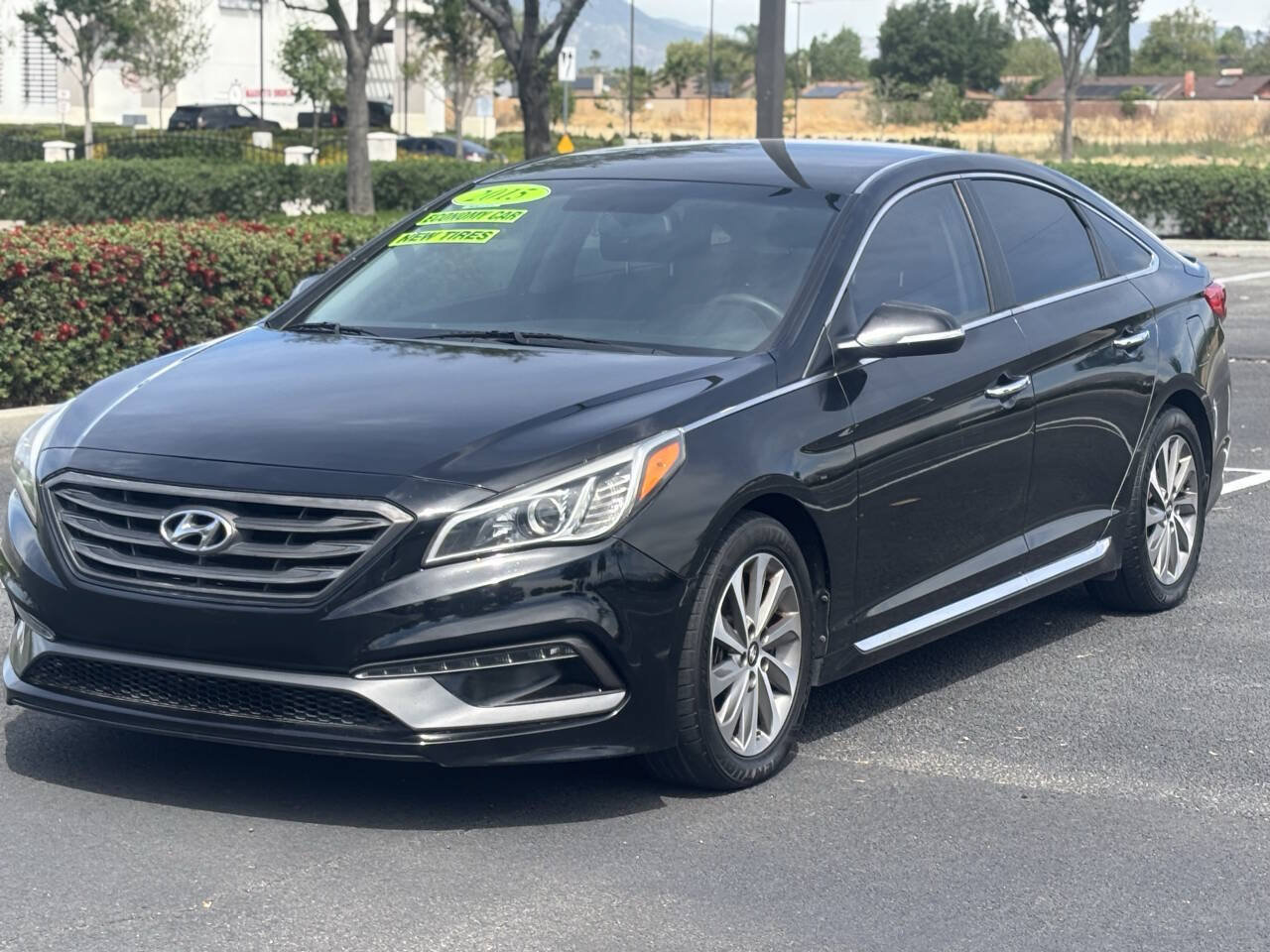 Used 2015 Hyundai Sonata Sport w/ Option Group 03 FWD image 3