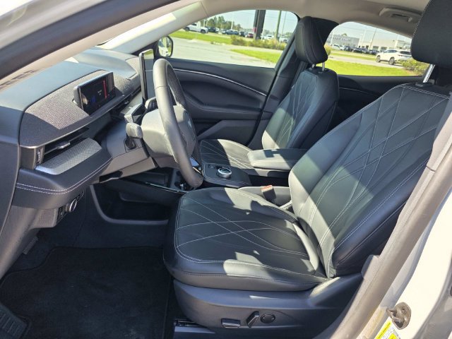 Used 2023 Ford Mustang Mach-E Select RWD image 8