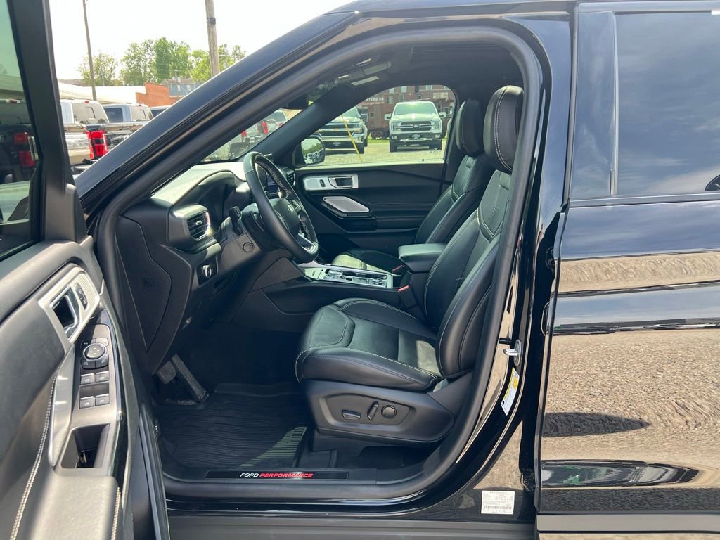 Used 2023 Ford Explorer ST w/ Equipment Group 401A AWD/4WD image 14