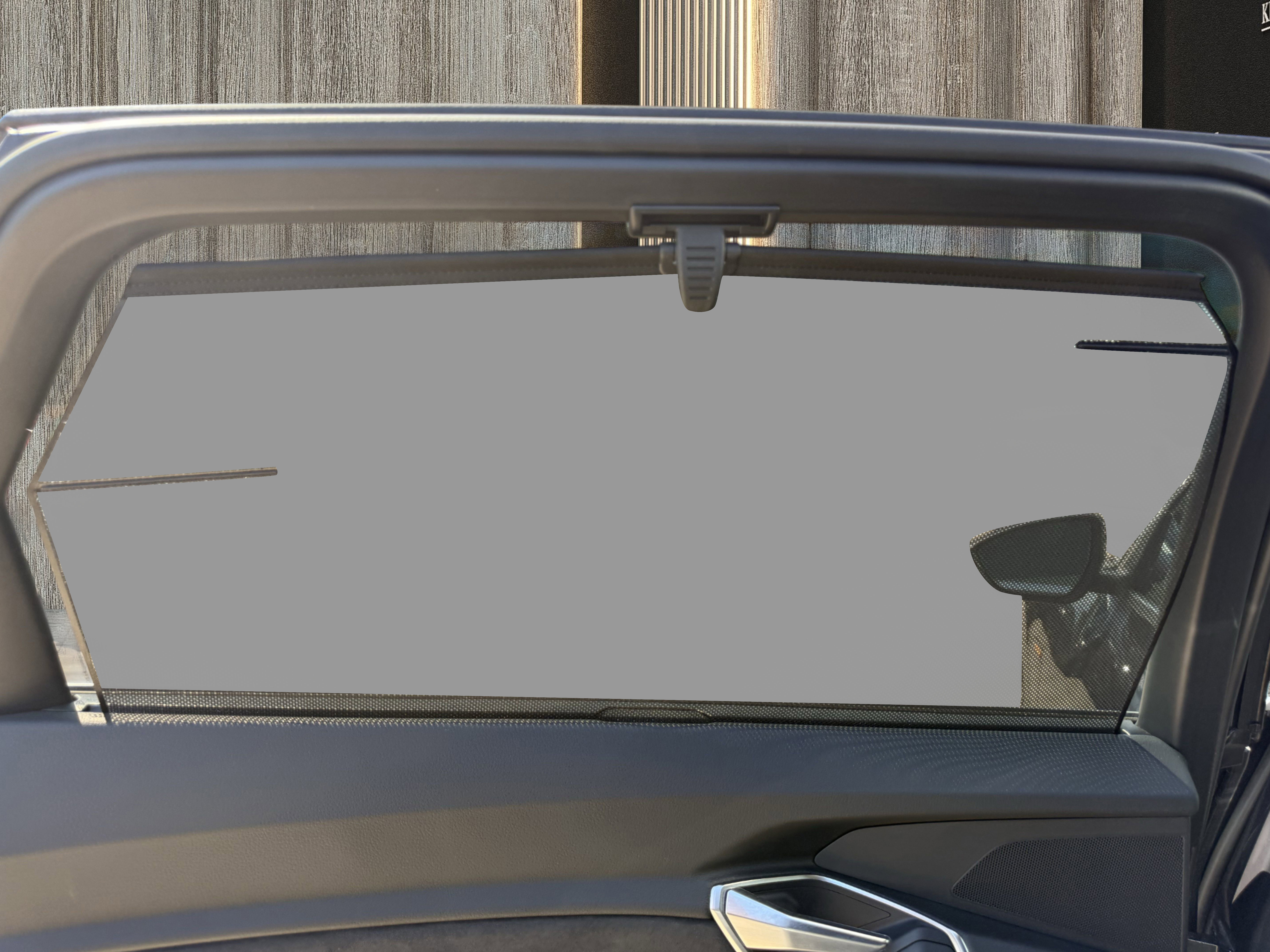 Used 2019 Audi e-tron Prestige w/ Prestige Package image 38