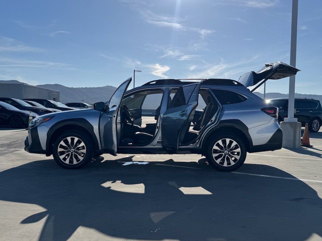 Certified 2025 Subaru Outback Limited AWD/4WD image 28