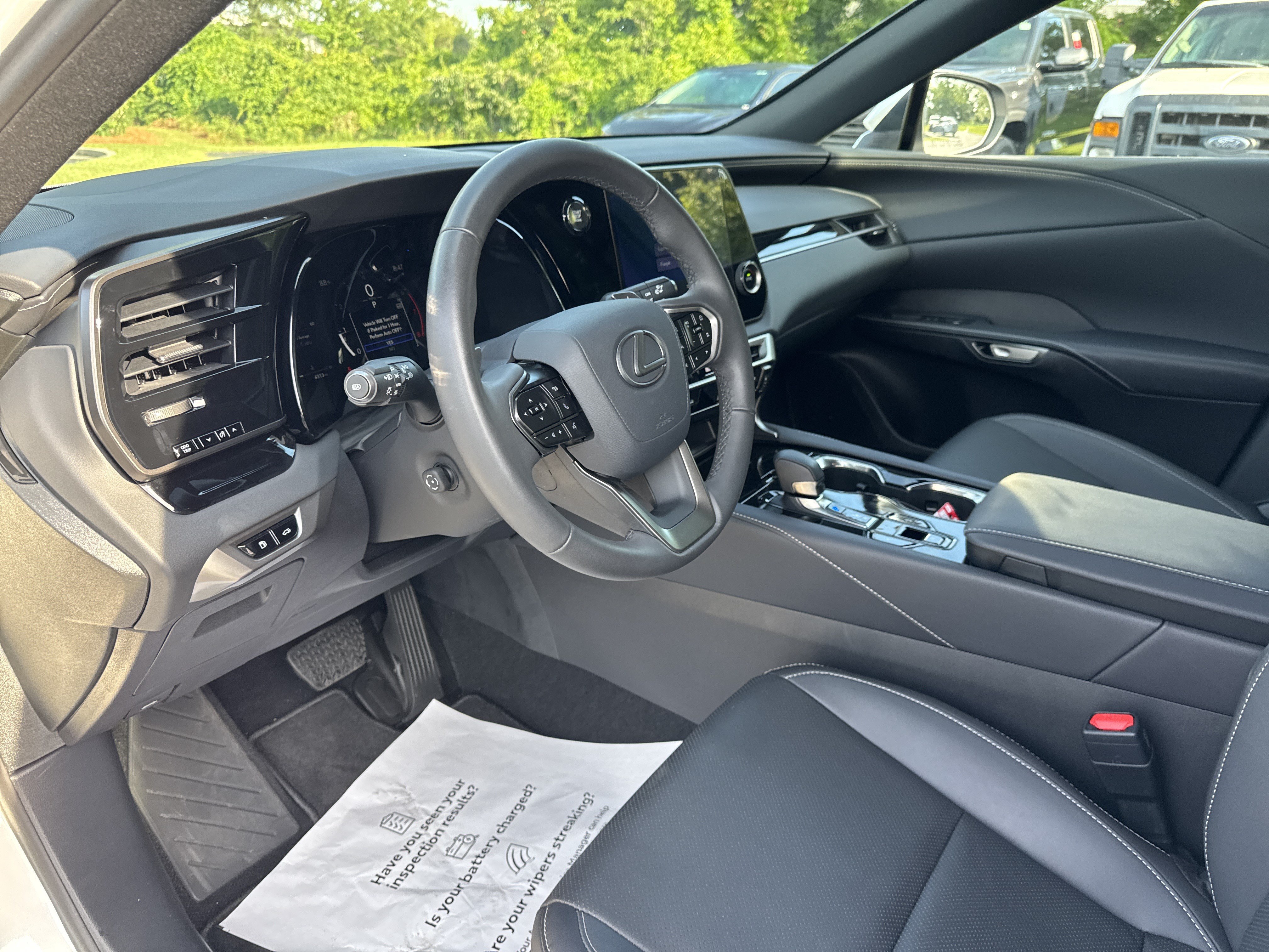 Used 2025 Lexus RX 350 FWD w/ Technology Package image 15
