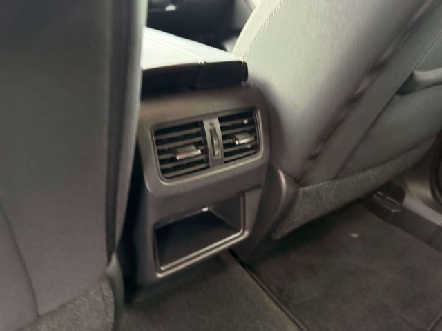 Used 2021 Nissan Rogue S FWD image 13