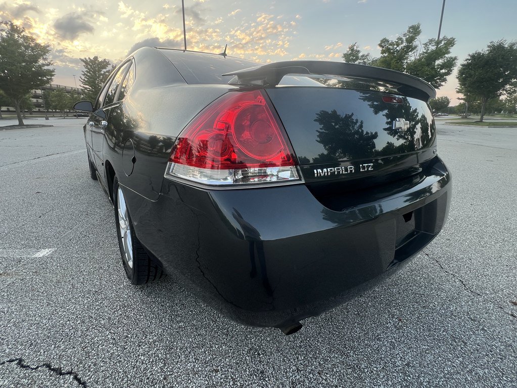 Used 2016 Chevrolet Impala LTZ FWD image 3
