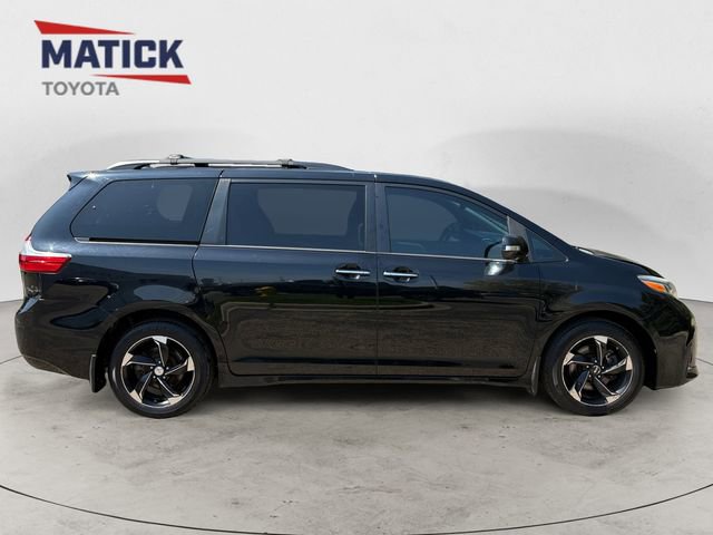 Used 2018 Toyota Sienna Limited Premium AWD/4WD image 8