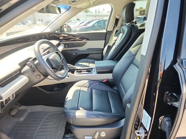 Used 2024 Lincoln Nautilus Reserve w/ Equipment Group 202A AWD/4WD image 13