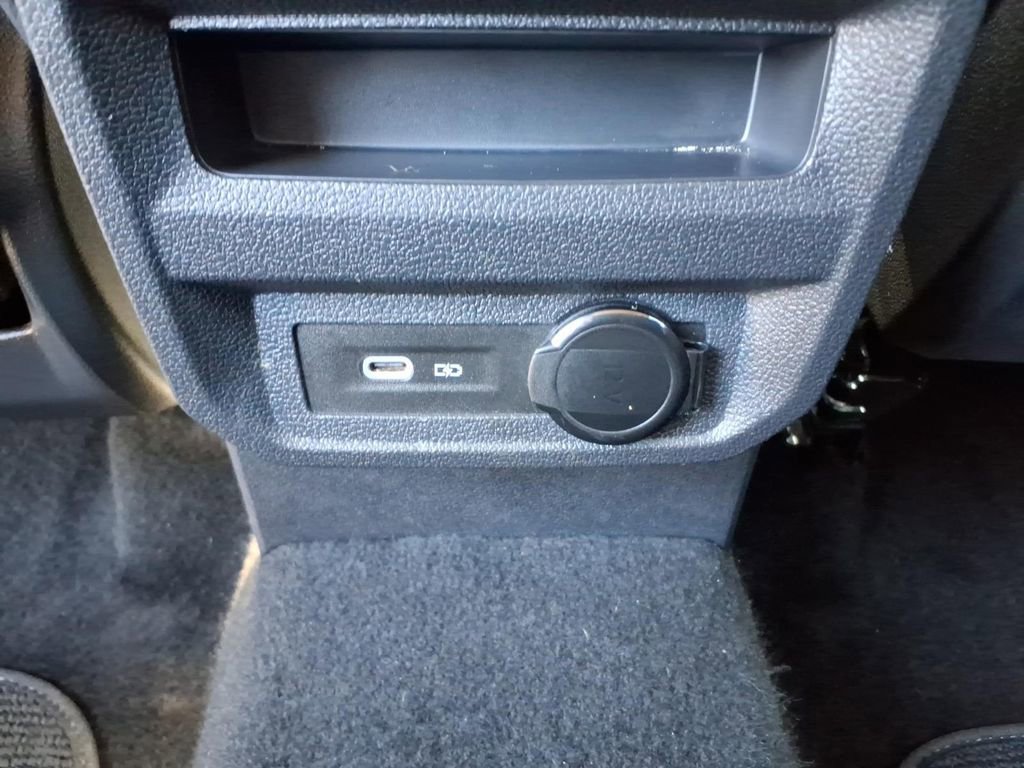 Used 2024 Volkswagen Tiguan Wolfsburg Edition image 14