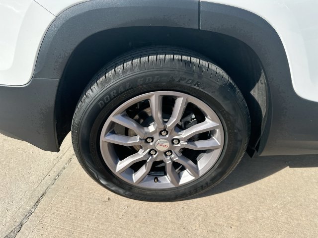 Used 2024 GMC Terrain SLT AWD/4WD image 62