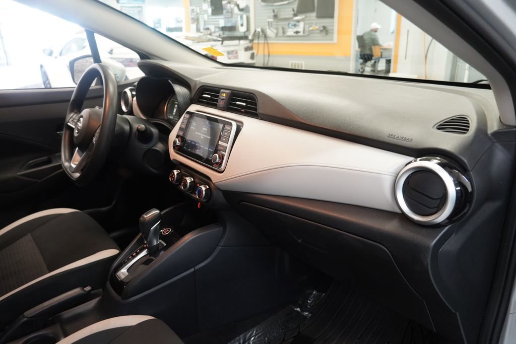 Used 2021 Nissan Versa SV image 26
