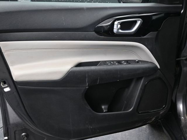 Used 2022 Jeep Compass Limited image 6