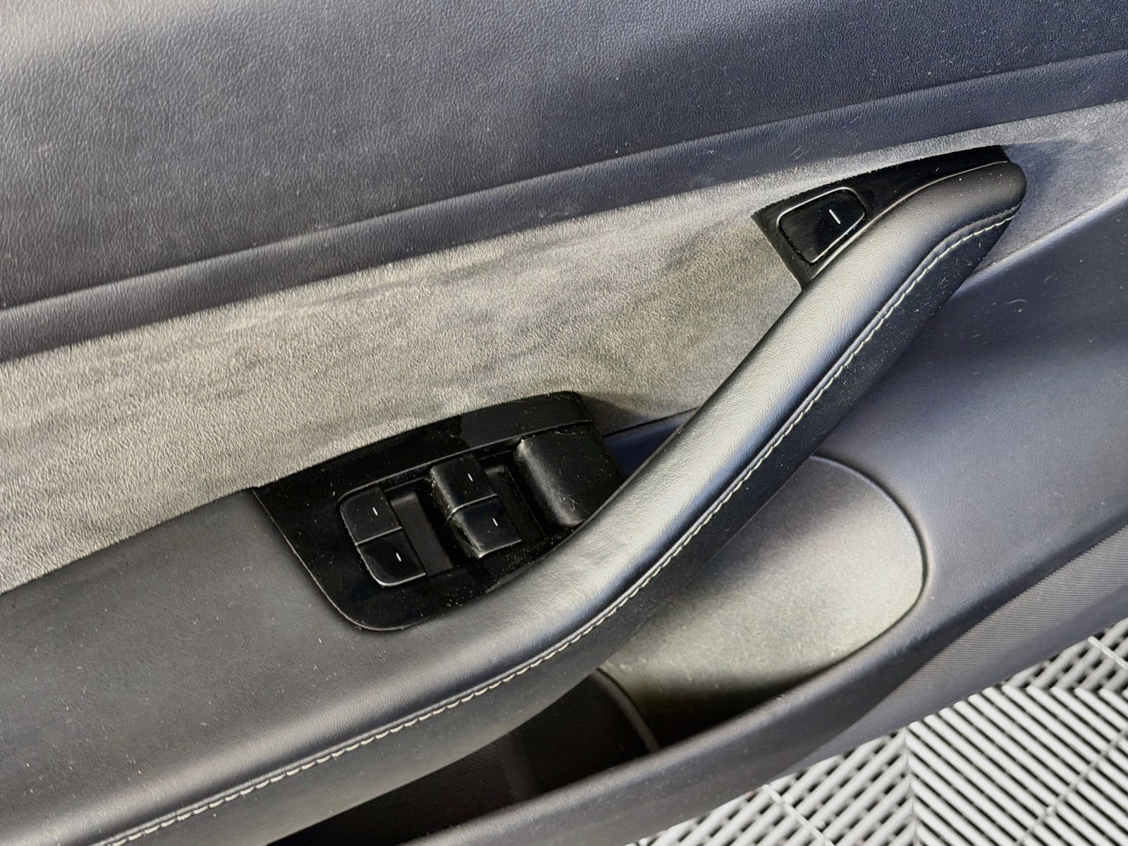 Used 2019 Tesla Model 3 Standard Range RWD image 17