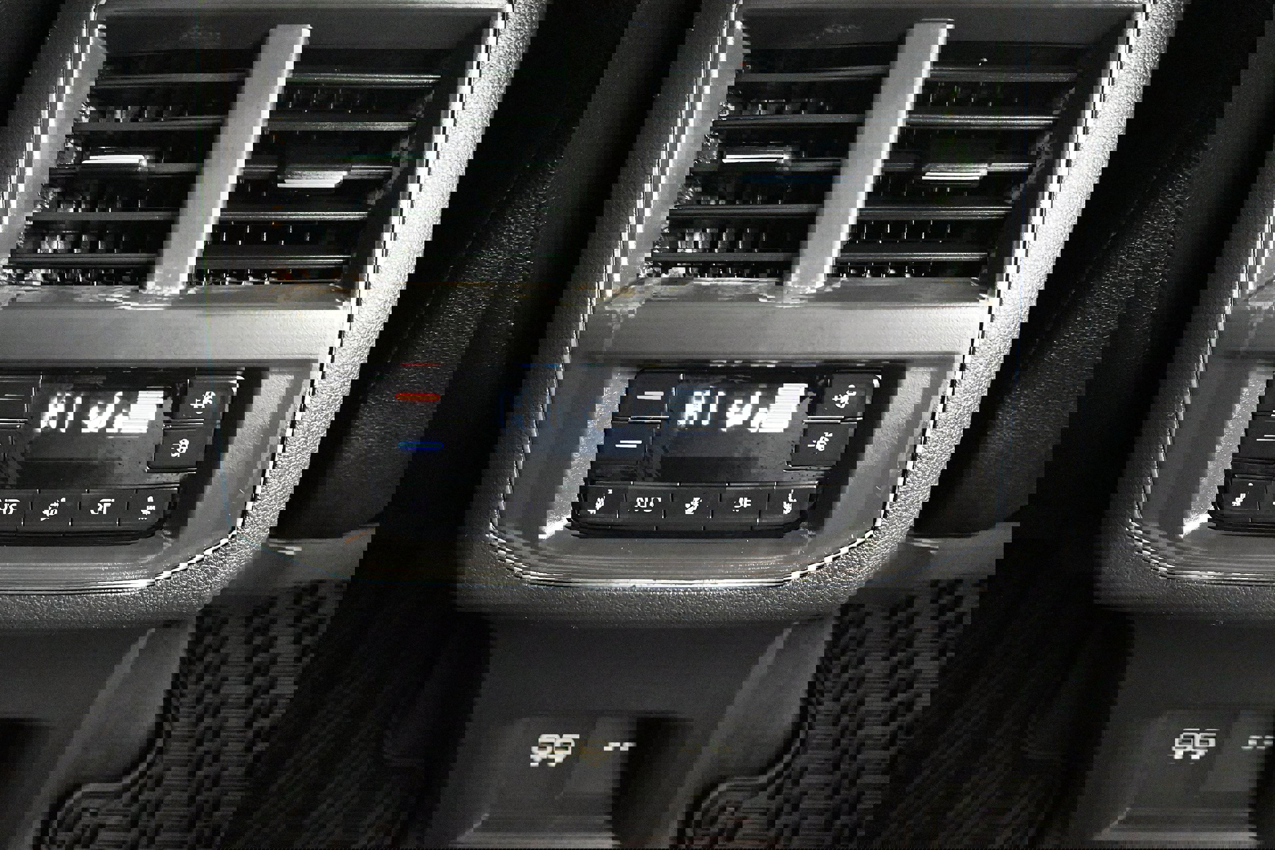 Used 2019 Volkswagen Atlas SEL Premium image 27