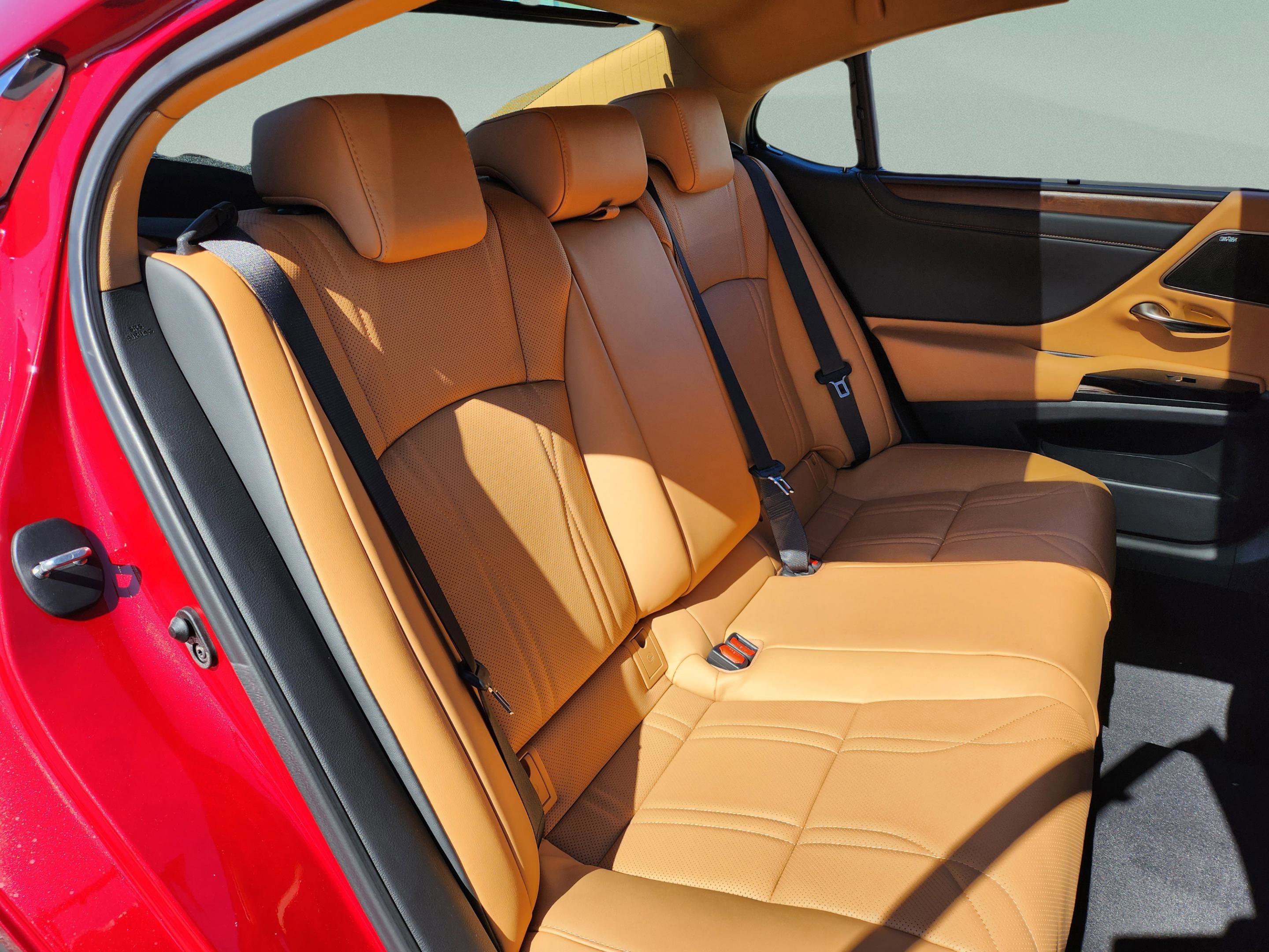 New 2025 Lexus ES 350 Ultra Luxury image 33