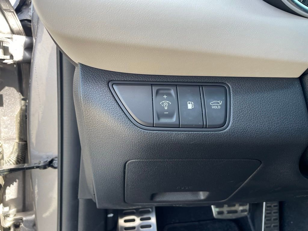 Used 2023 Genesis G70 3.3T w/ Sport Prestige Package image 12