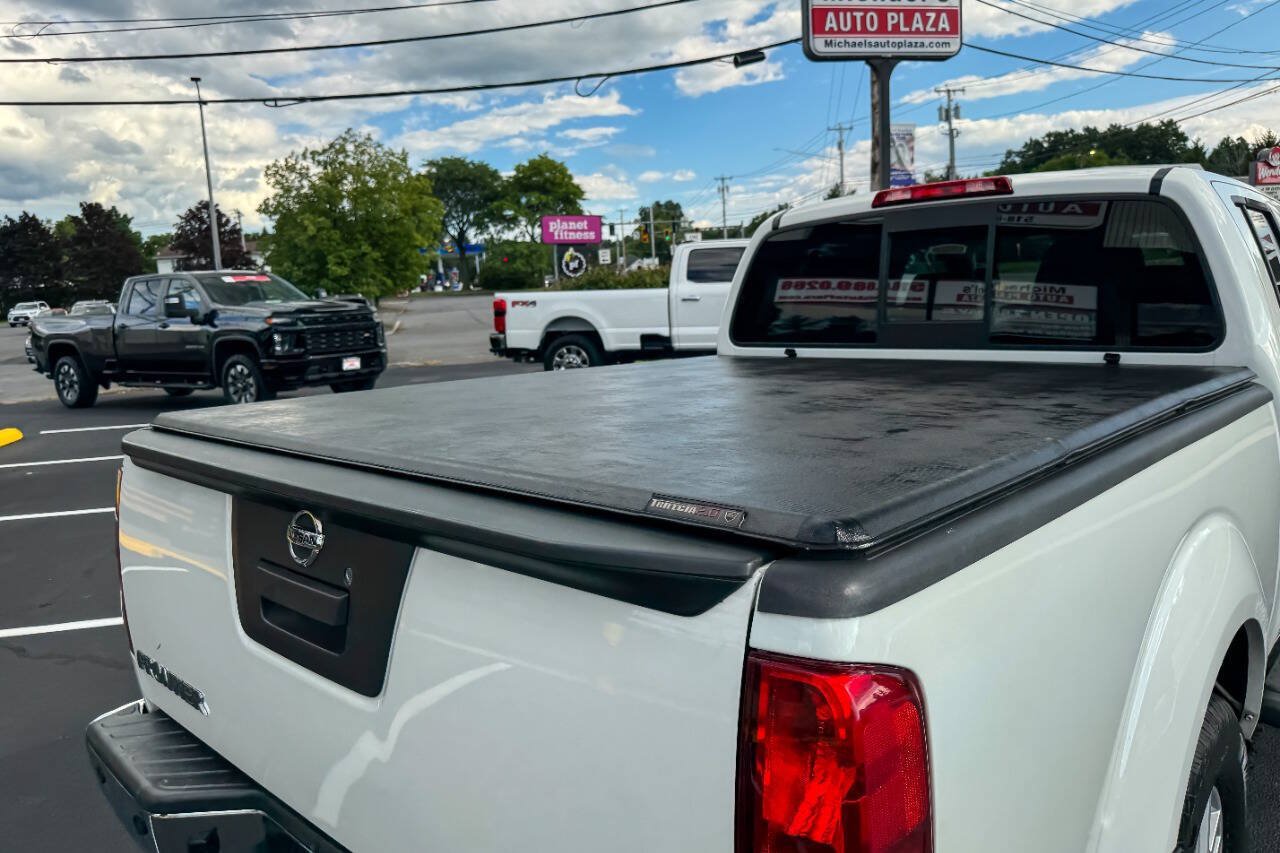 Used 2021 Nissan Frontier SV AWD/4WD image 16