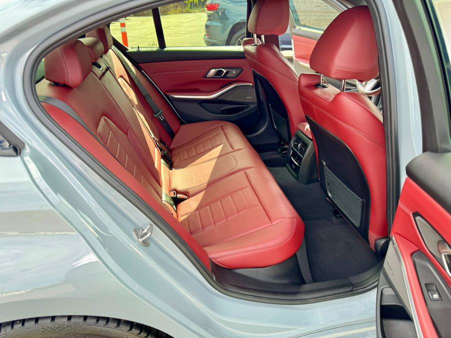 Used 2023 BMW M340i xDrive w/ Premium Package image 25
