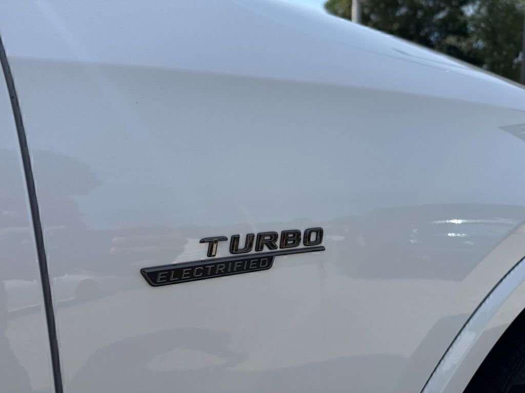 New 2026 Mercedes-Benz GLC 43 AMG 4MATIC image 11