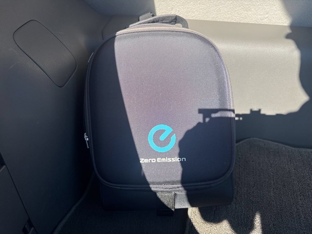 Used 2012 Nissan Leaf SV FWD image 27