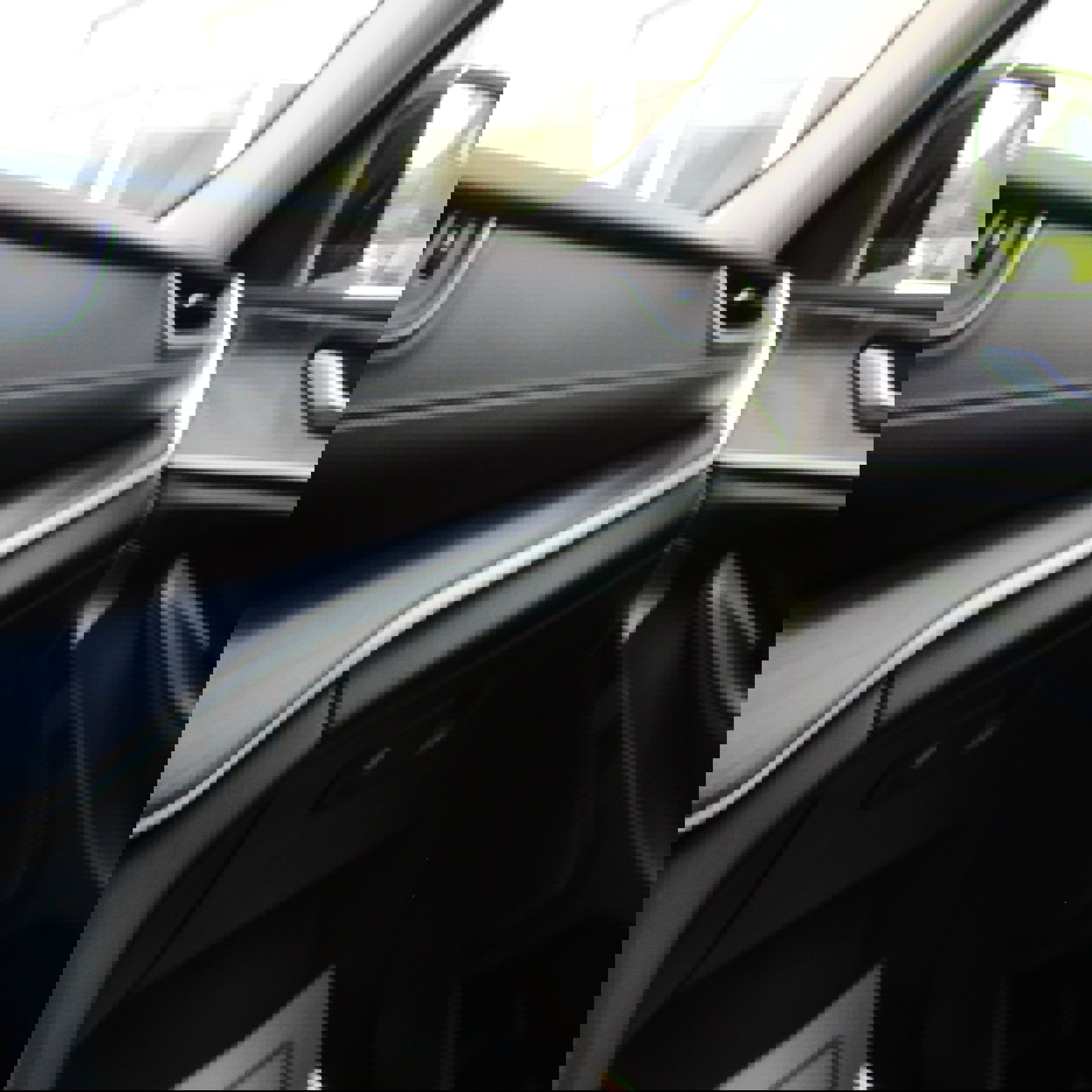 Used 2023 Jeep Grand Cherokee Limited image 18