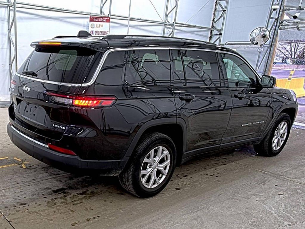 Used 2022 Jeep Grand Cherokee L Limited image 4