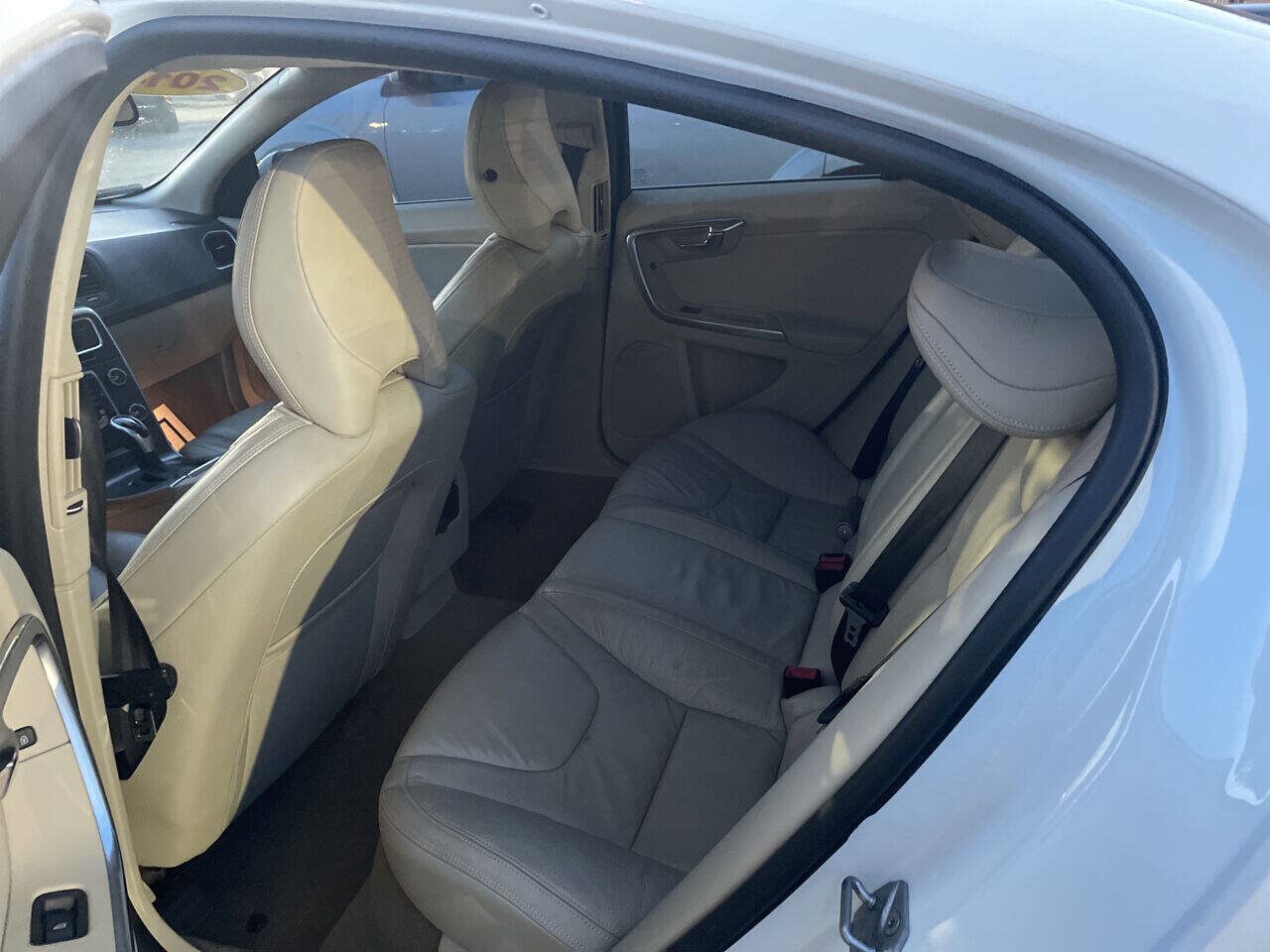 Used 2014 Volvo S60 T5 FWD image 10