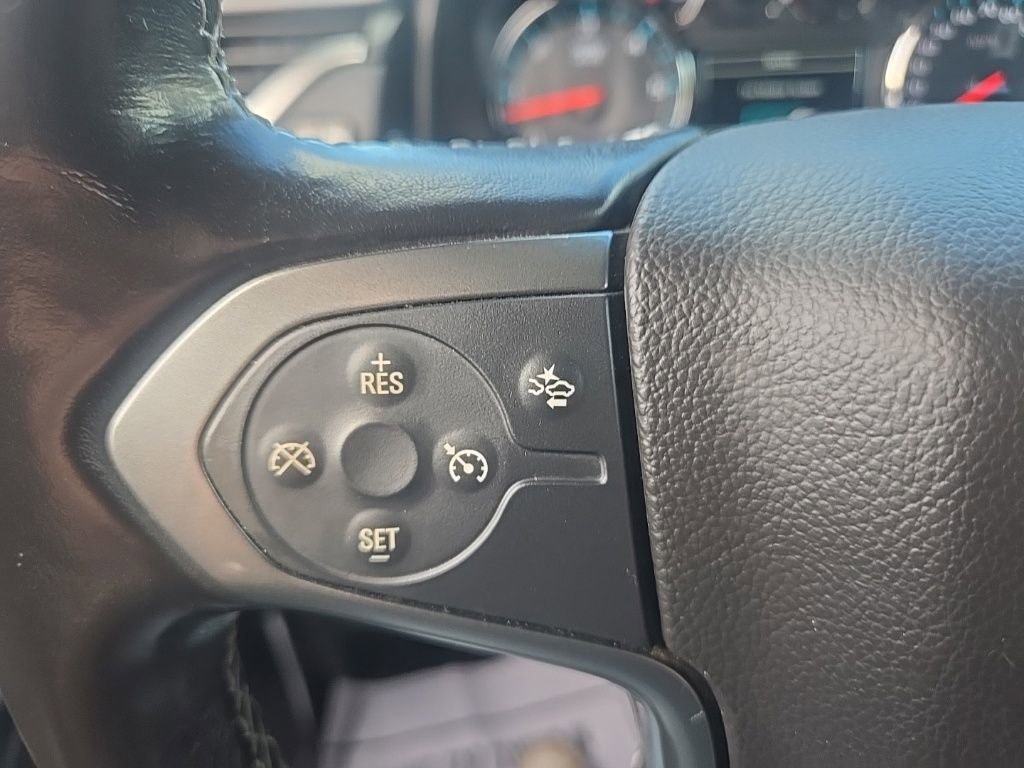 Used 2019 Chevrolet Suburban LT AWD/4WD image 8