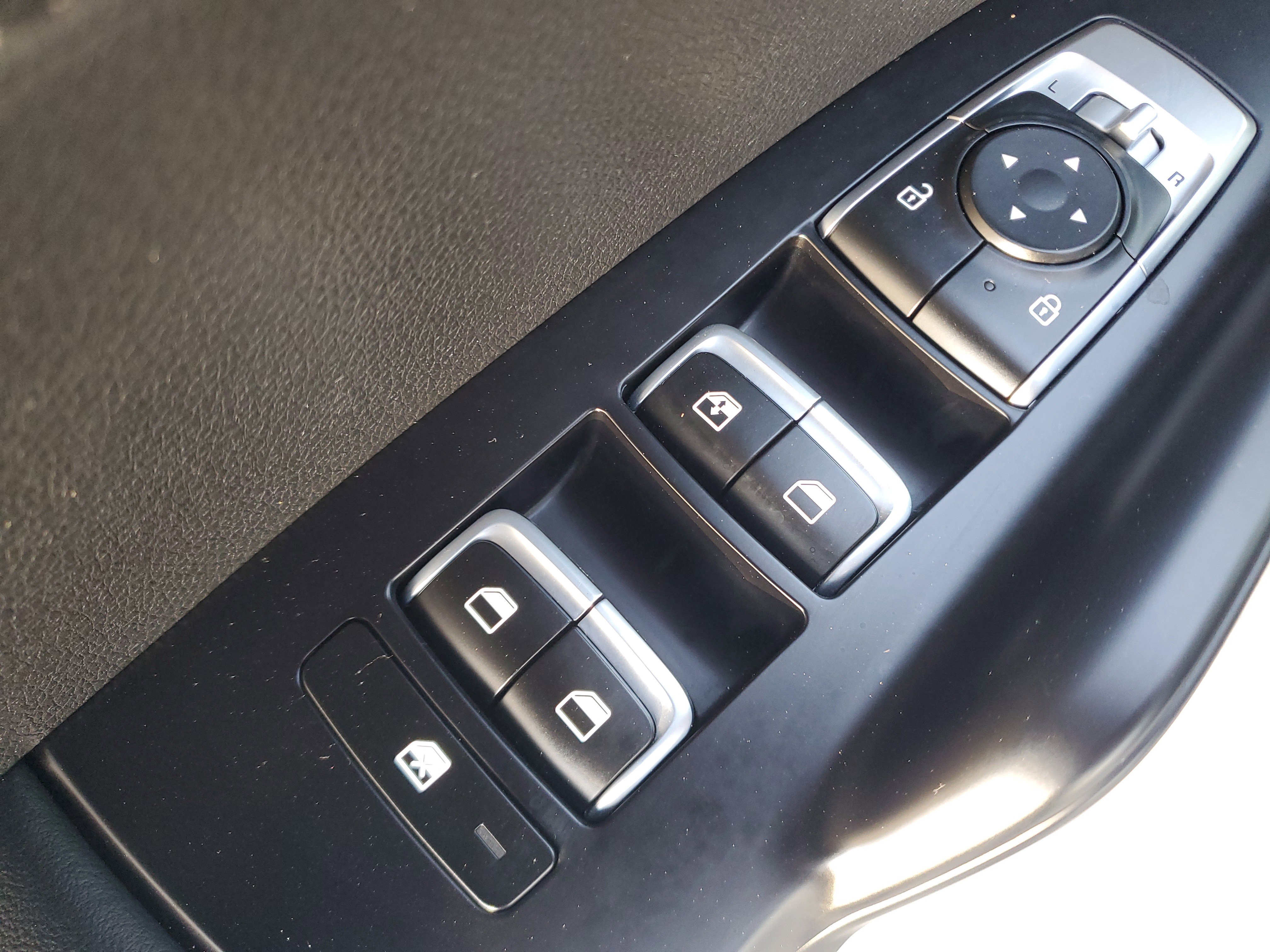 Used 2023 Kia K5 GT-Line image 19