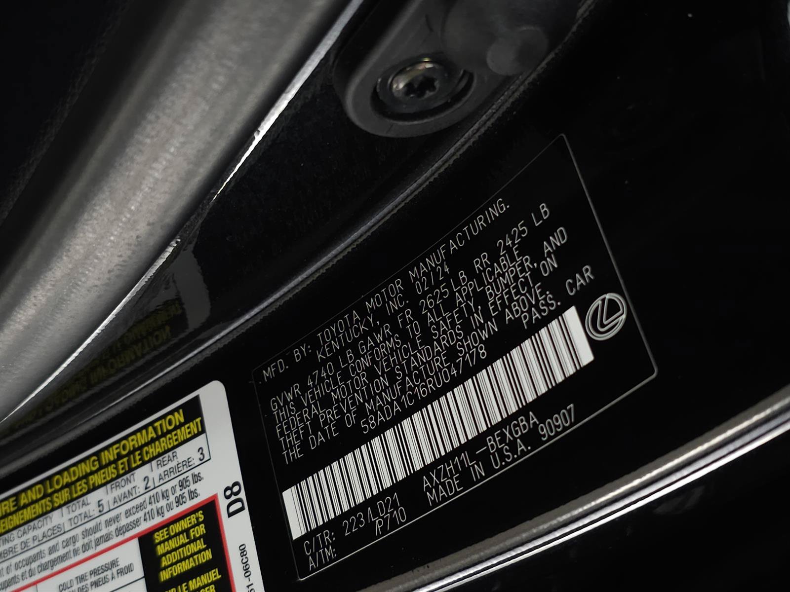Used 2024 Lexus ES 300h w/ Premium Package FWD image 35