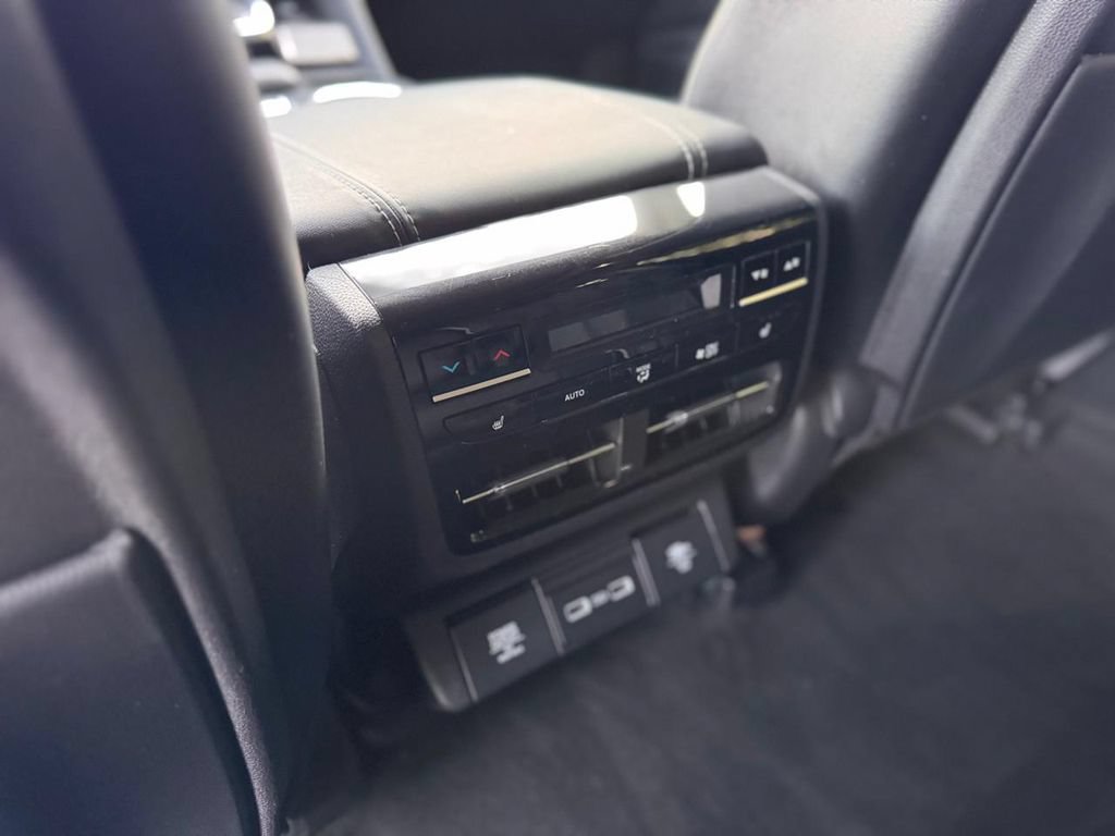 Used 2022 Acura MDX w/ Advance Package AWD/4WD image 21