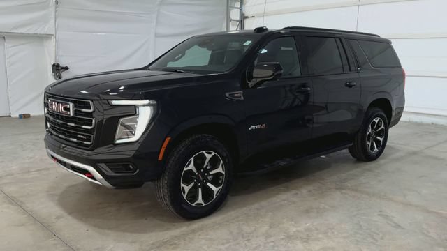 New 2026 GMC Yukon XL AT4 w/ LPO, Floor Liner Package AWD/4WD image 4