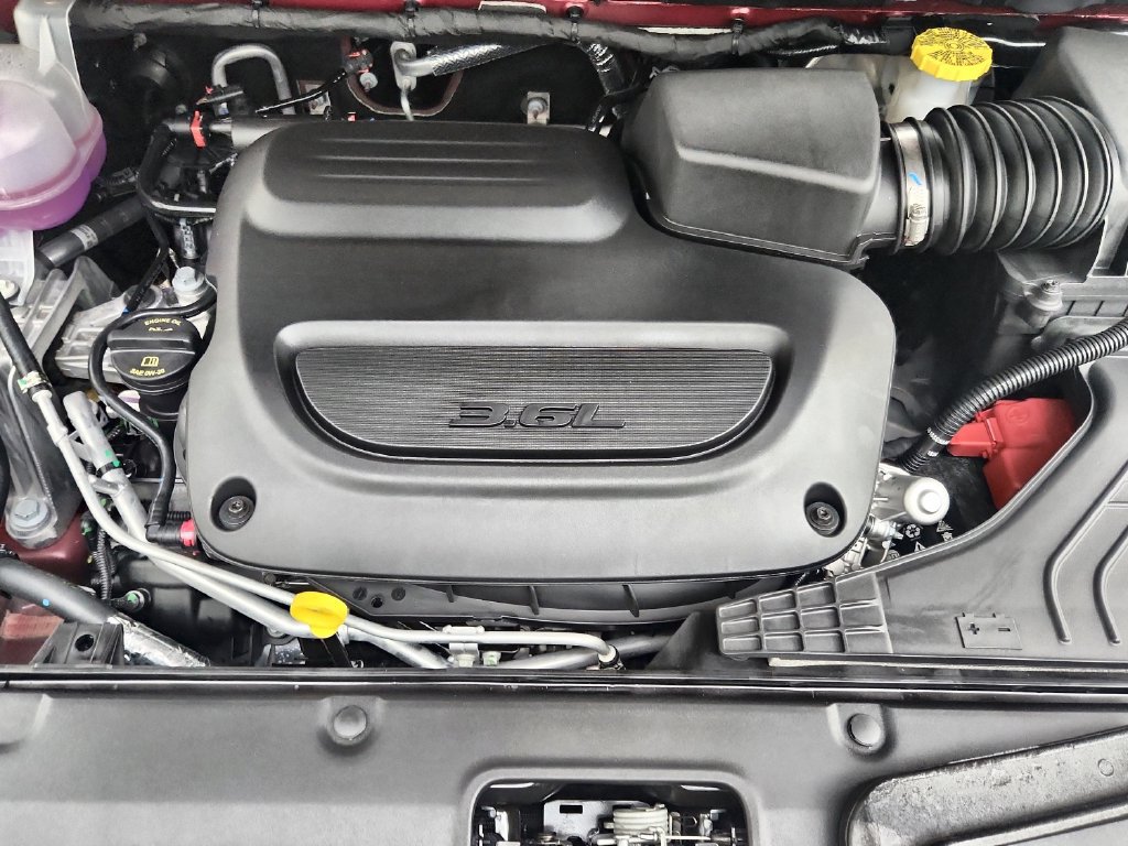 New 2027 Chrysler Pacifica Select AWD/4WD image 35