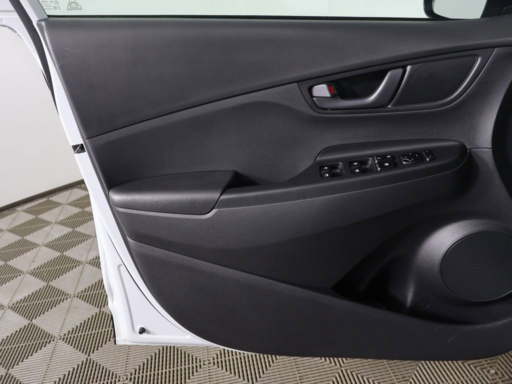 Used 2020 Hyundai Kona SEL image 18