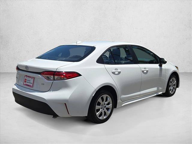 Used 2024 Toyota Corolla LE FWD image 5