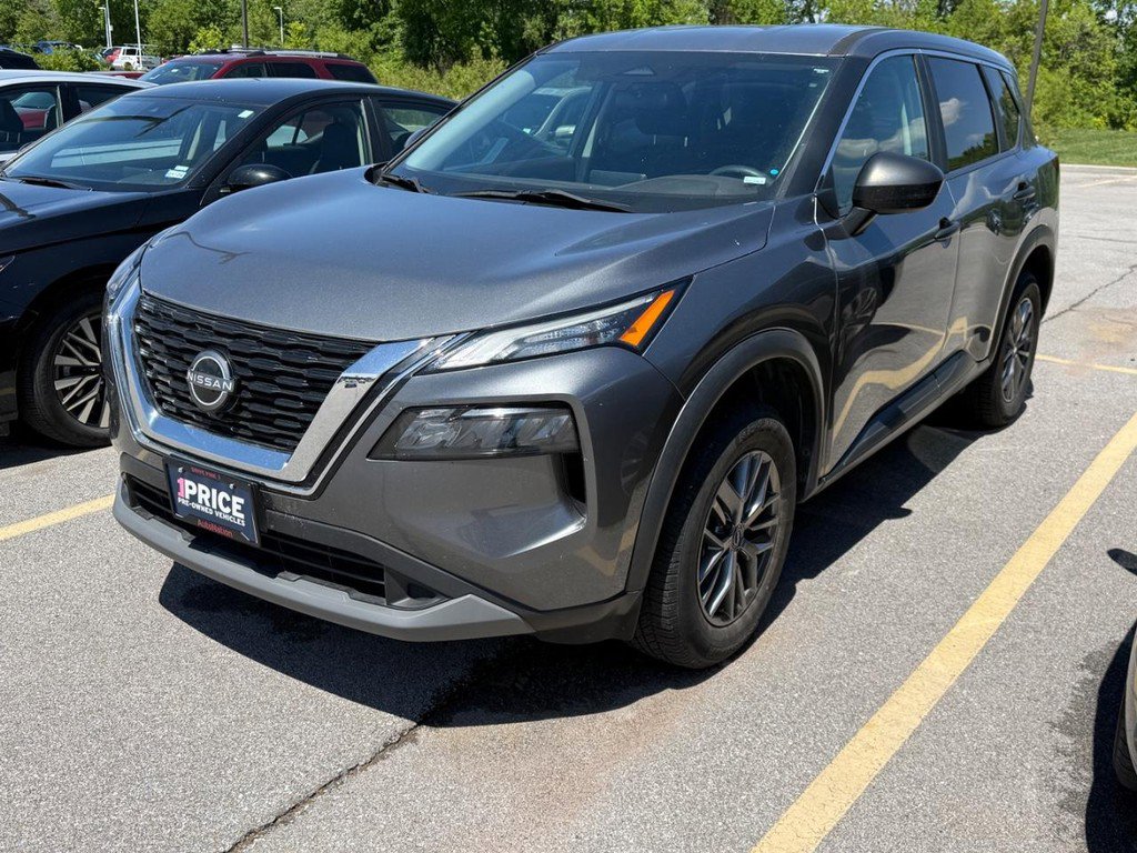Used 2023 Nissan Rogue S AWD/4WD image 1
