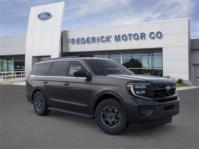 New 2025 Ford Expedition Active image 7