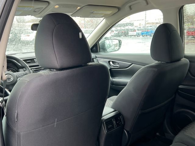 Used 2020 Nissan Rogue S image 30