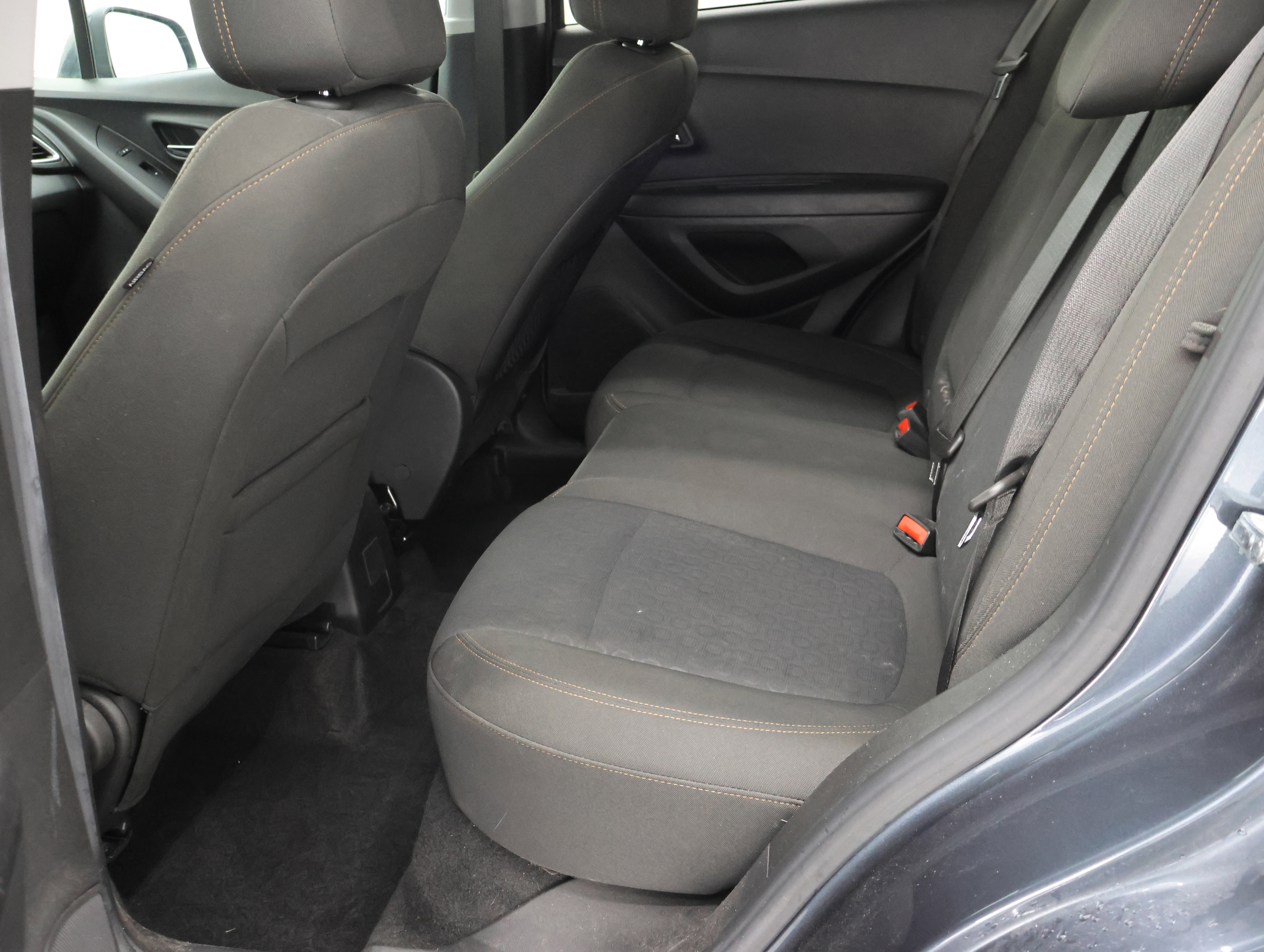 Used 2021 Chevrolet Trax LS w/ Tint and Cruise Package FWD image 32