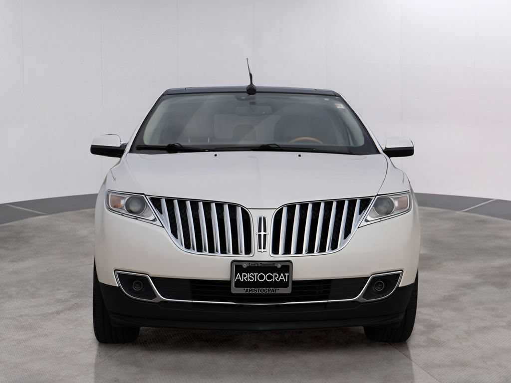 Used 2011 Lincoln MKX 2WD w/ 102A Rapid Spec Order Code image 2
