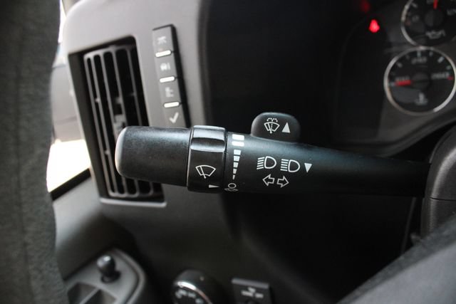Used 2022 Chevrolet Express 2500 w/ Driver Convenience Package RWD image 9