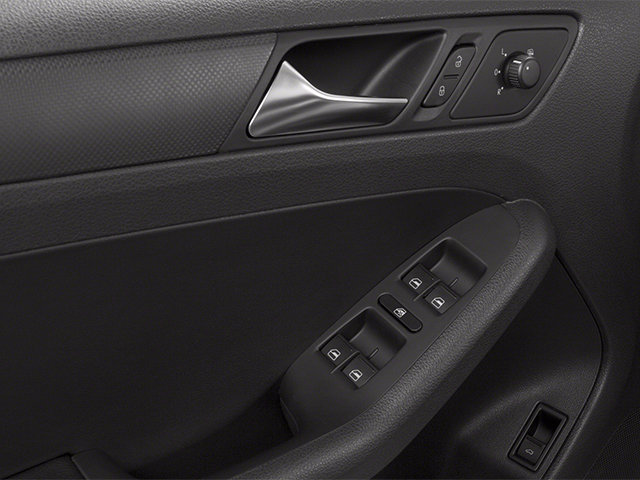 Used 2014 Volkswagen Jetta SE FWD image 17