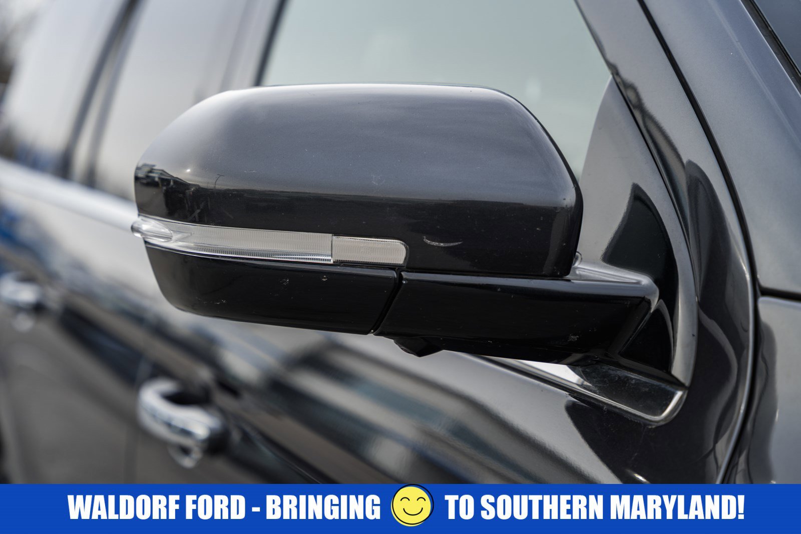 Used 2024 Ford Expedition Limited image 16