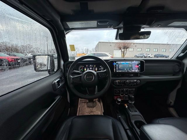 Used 2024 Jeep Wrangler Unlimited Rubicon 4xe image 19