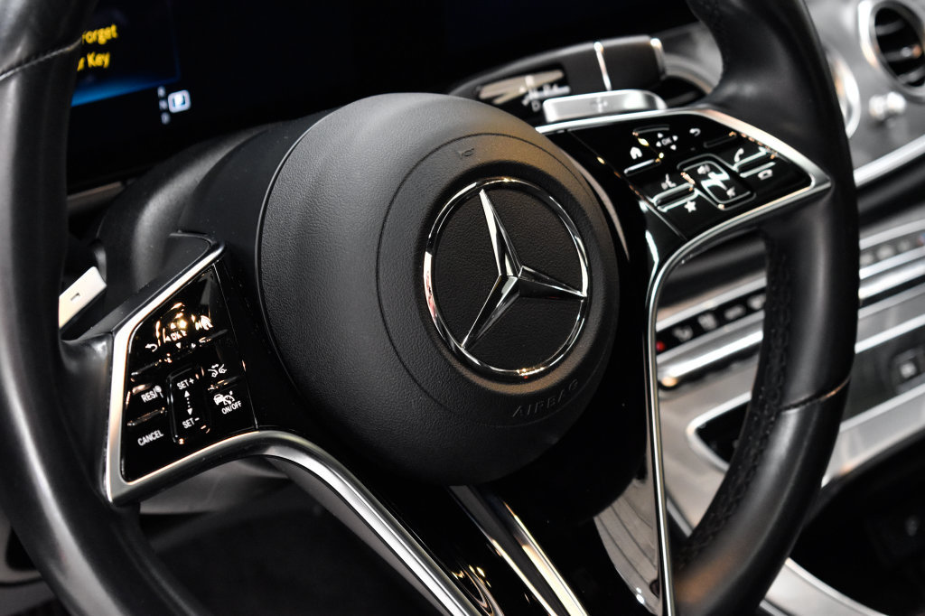 Certified 2021 Mercedes-Benz E 350 4MATIC Sedan image 24
