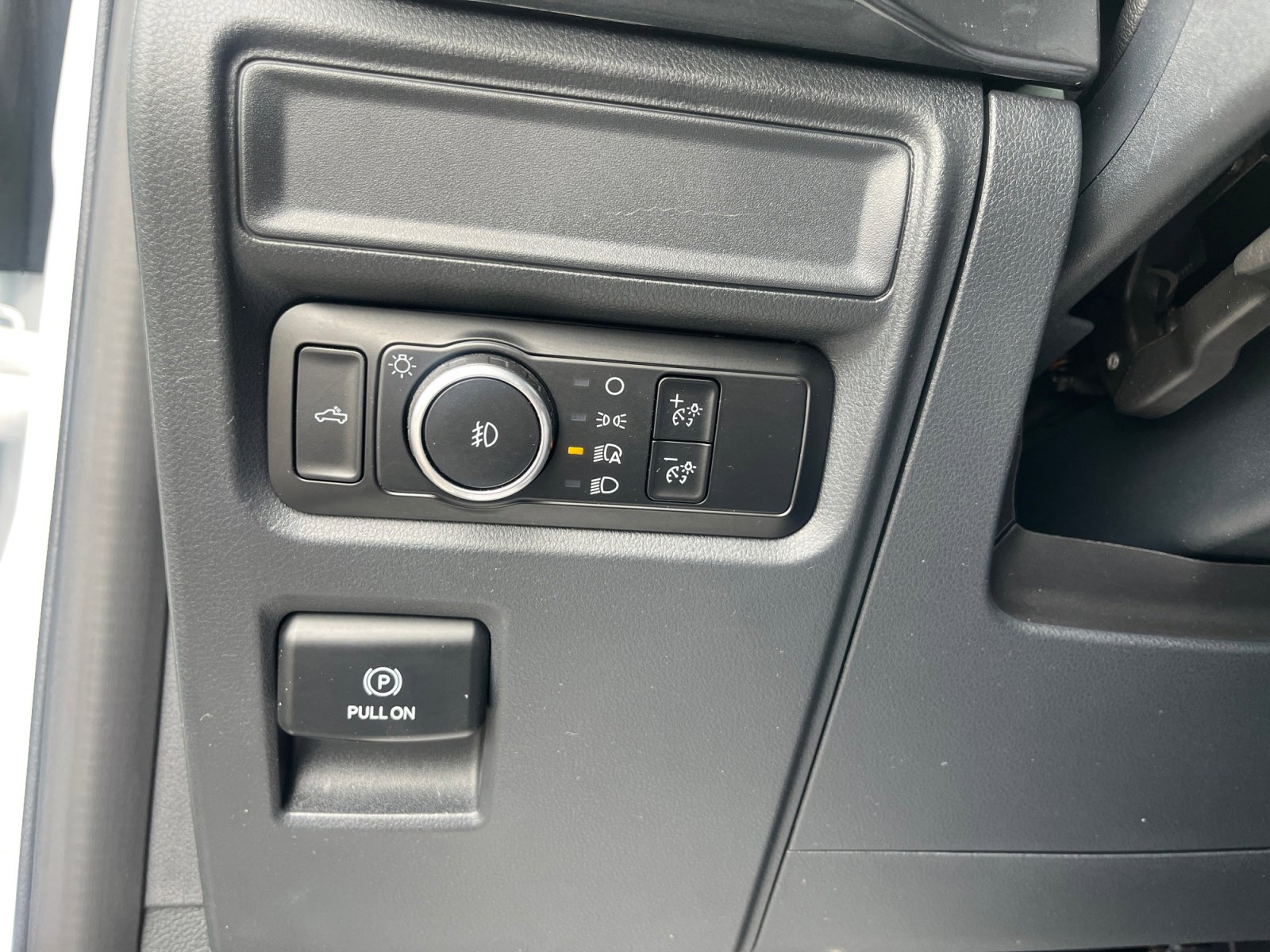 Used 2024 Ford F150 STX image 32