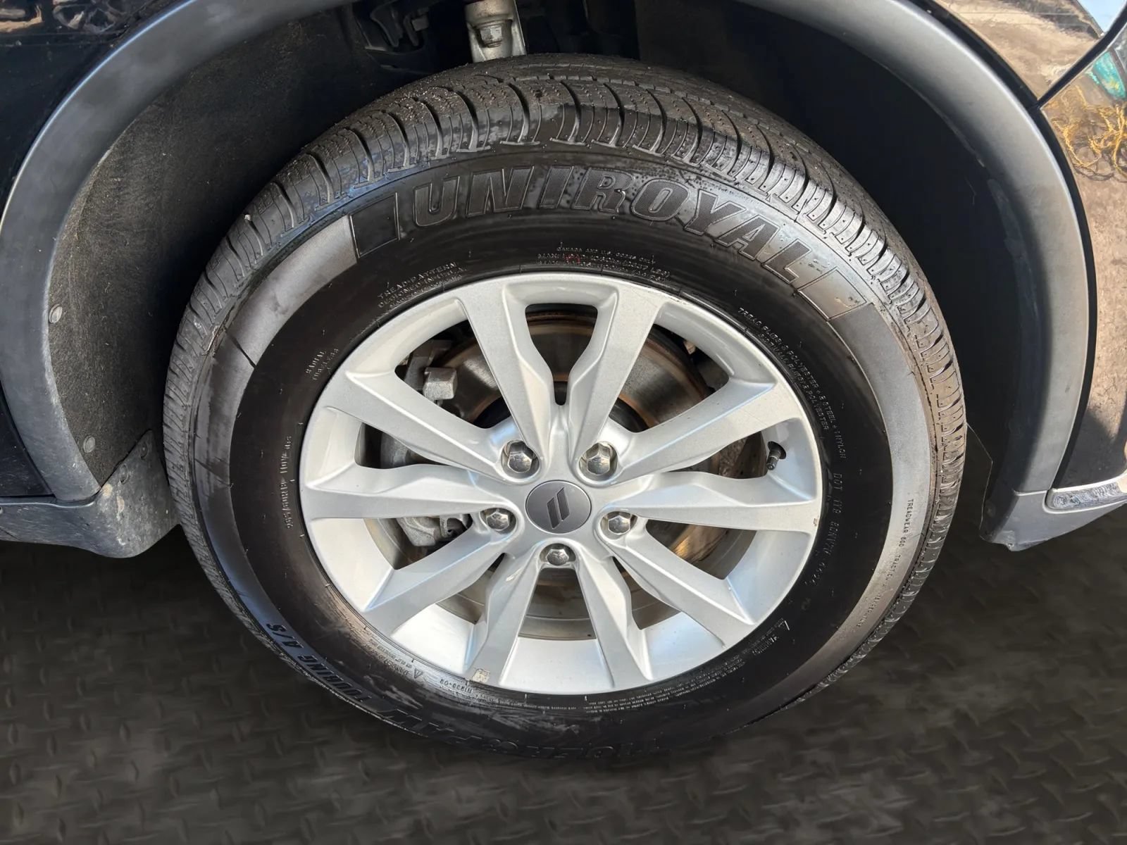 Used 2019 Dodge Durango SXT AWD/4WD image 35