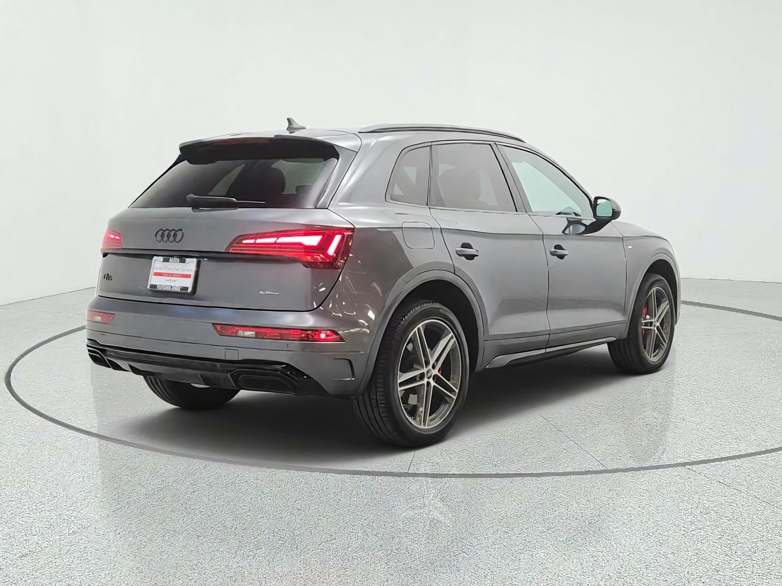 Used 2024 Audi Q5 e Premium Plus w/ Premium Plus Package AWD/4WD image 5