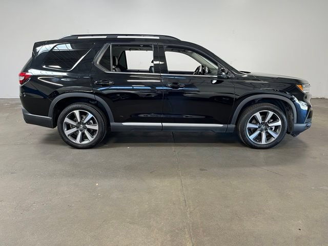 Used 2023 Honda Pilot Elite image 2