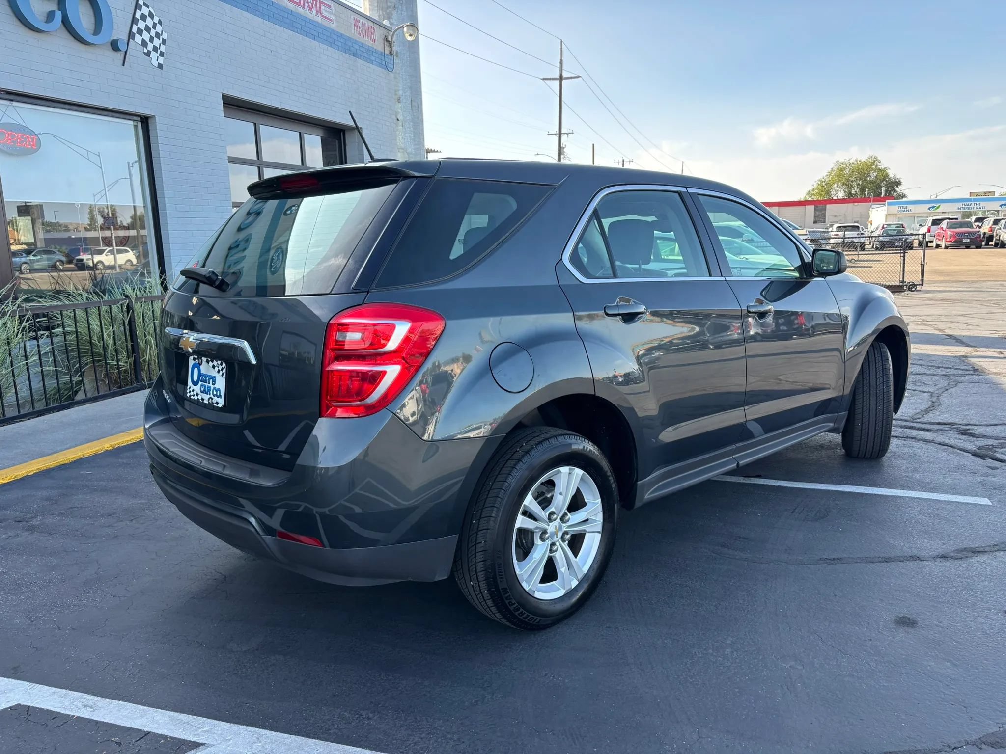 Used 2017 Chevrolet Equinox LS FWD image 4