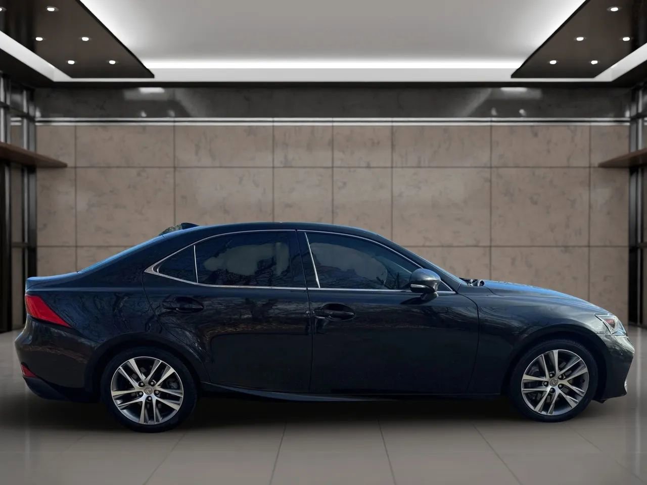 Used 2019 Lexus IS 300 image 6